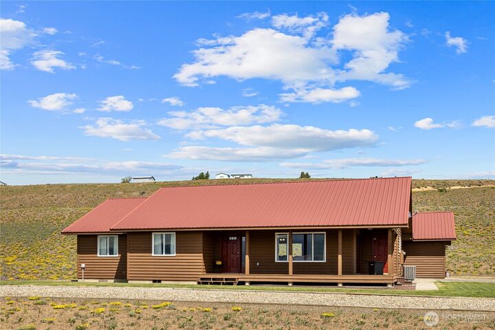 Property Photo: 270 Indian Lake Drive WA 98926