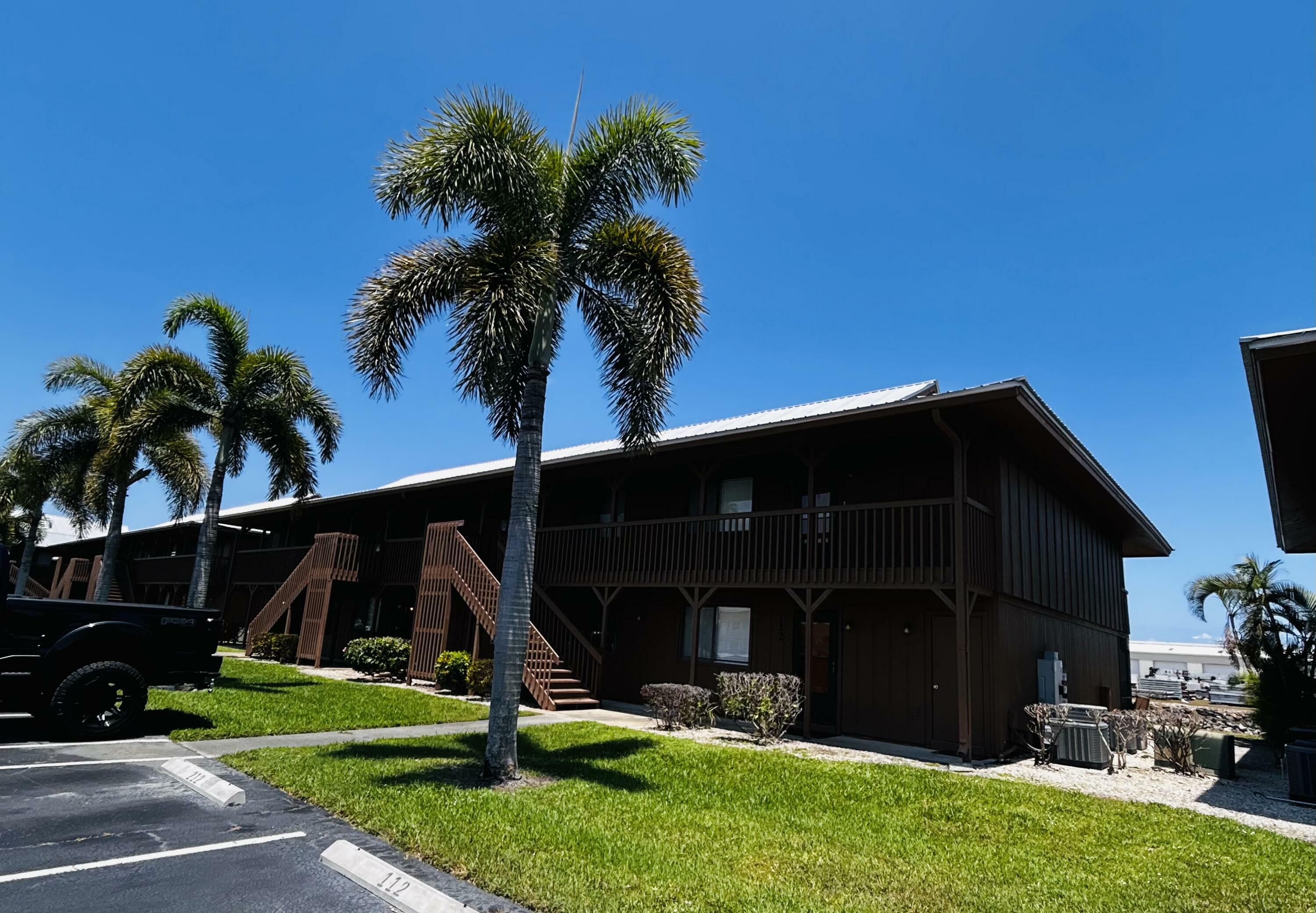Property Photo: 500 N Francisco Street 211 FL 33440