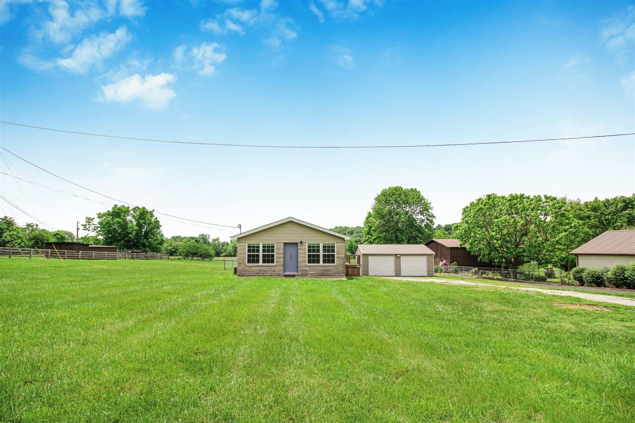 Property Photo: 5759 Burkesville Road KY 42141