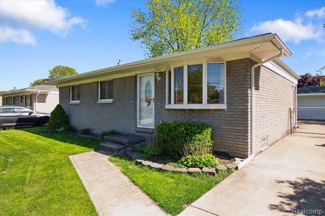 25659 Baker Street  Taylor MI 48180 photo