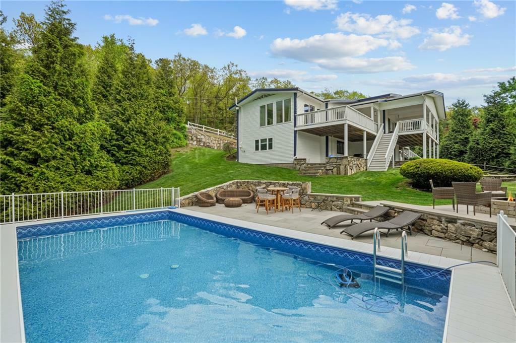 196 Stillwater Road  Smithfield RI 02917 photo