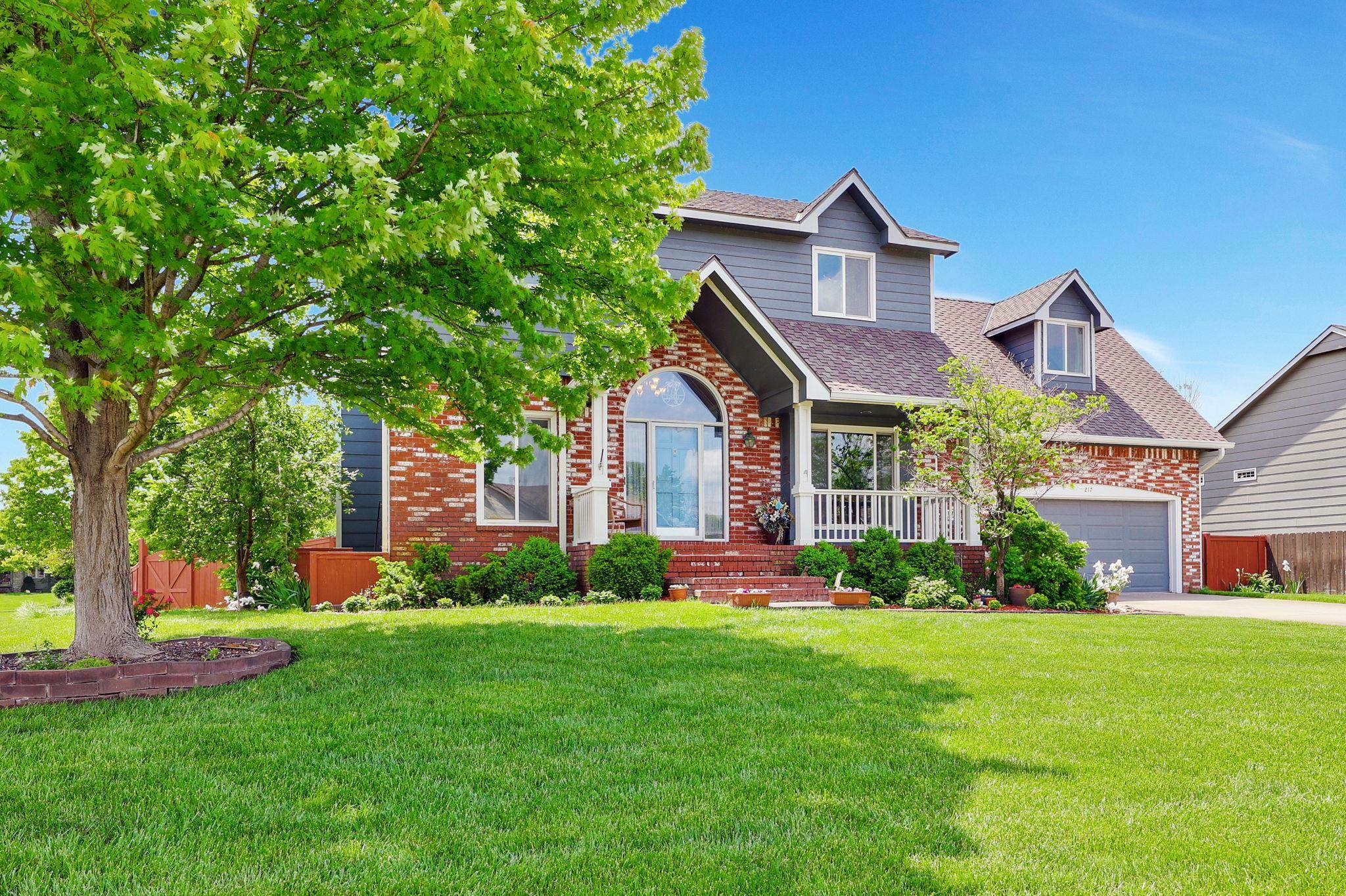 Property Photo: 217 S Breezy Pointe Ct KS 67235
