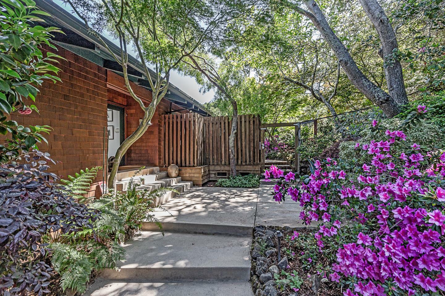 Property Photo: 300 Cervantes Road CA 94028