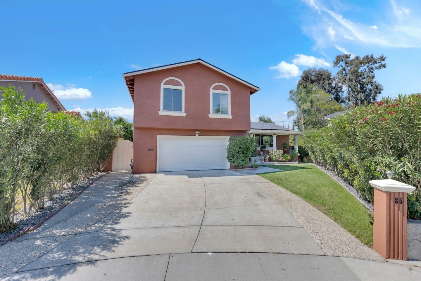 Property Photo: 85 Park Oxford Place CA 95136