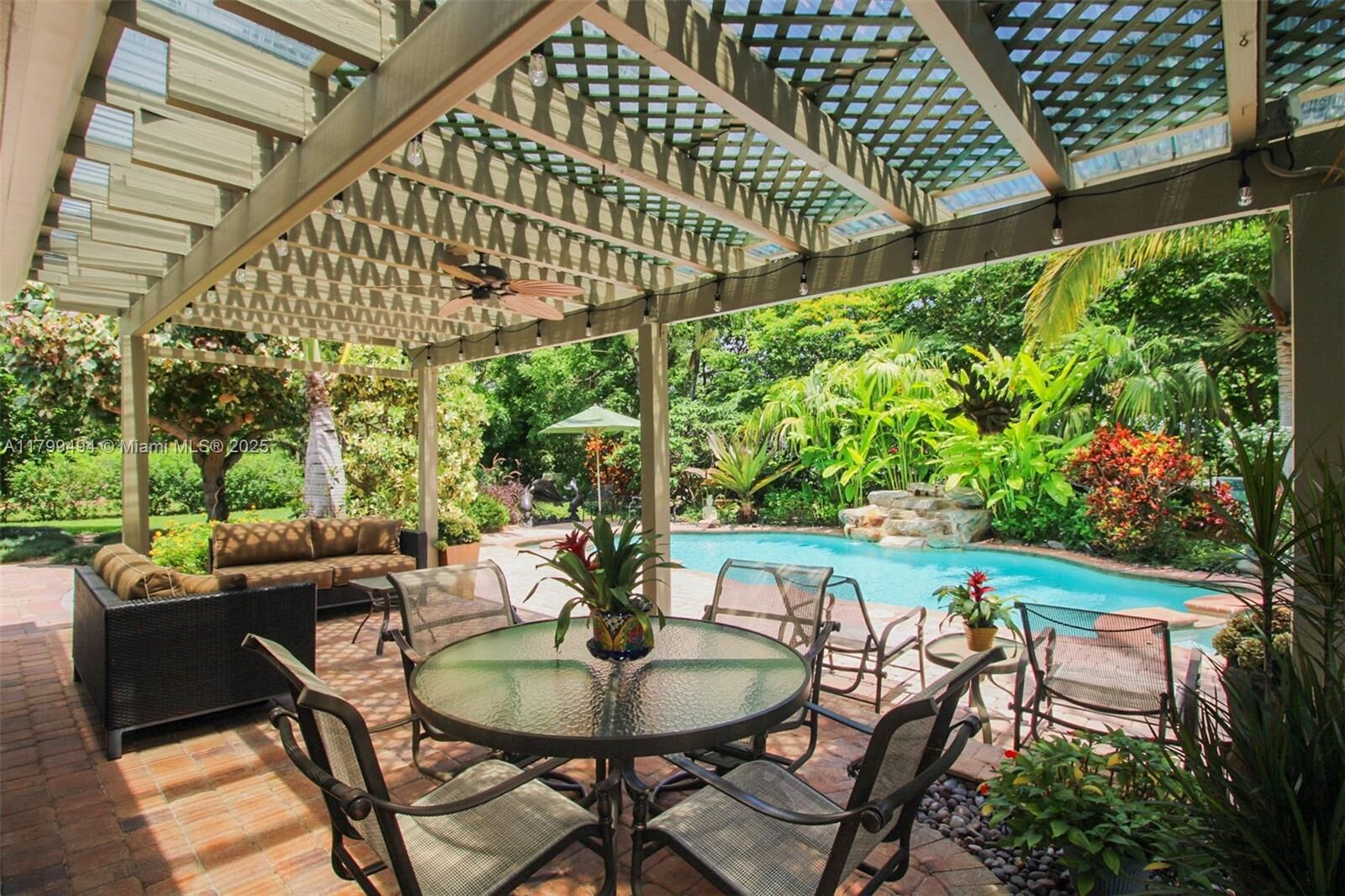 Property Photo:  8345 SW 143rd St  FL 33158