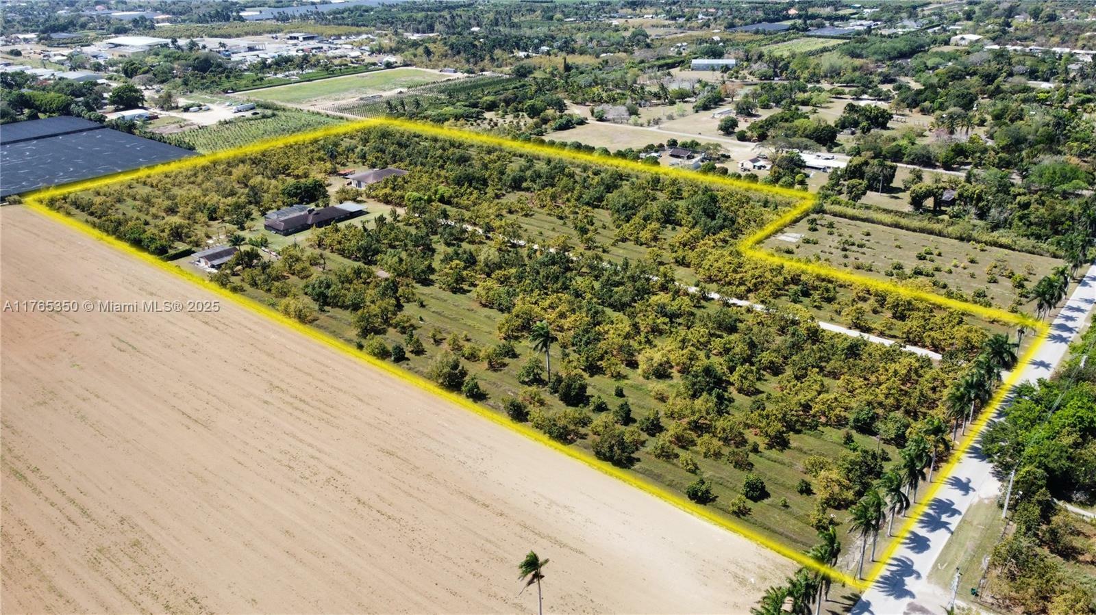 Property Photo: 18300 SW 248th St FL 33031
