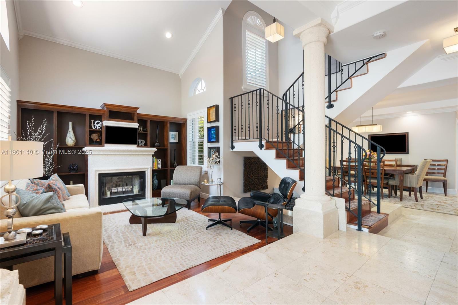 Property Photo: 826 Malaga Ave FL 33134