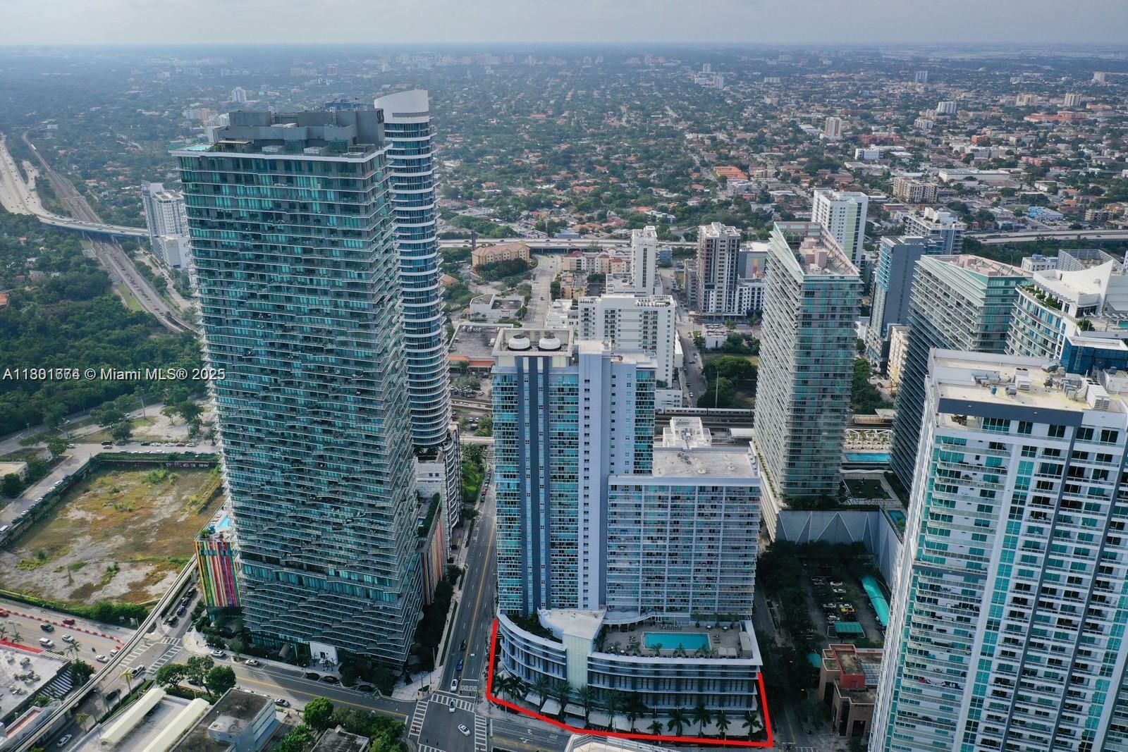 Property Photo: 1250 S Miami Ave 1807 FL 33130