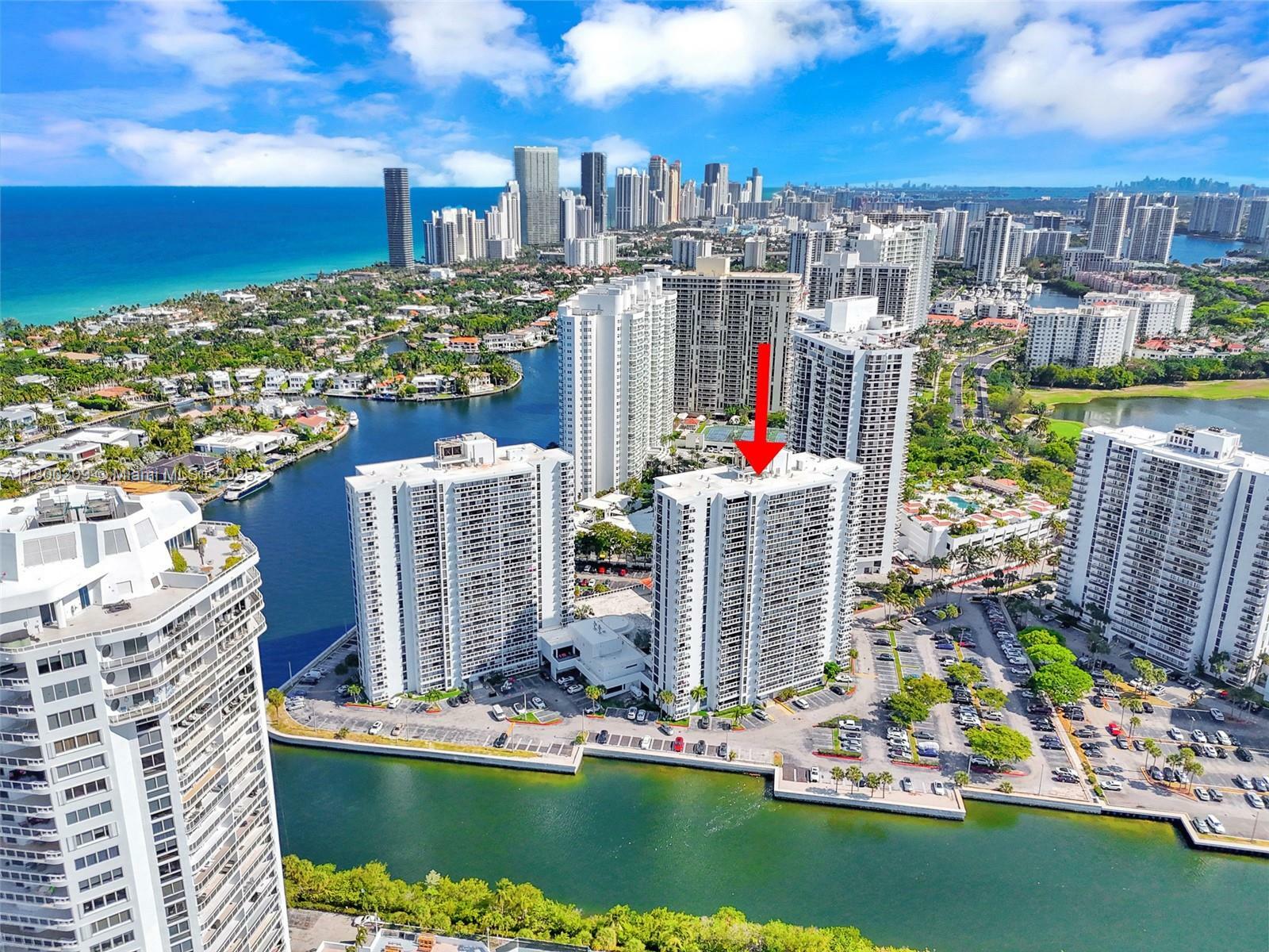 20505 E Country Club Dr 137  Aventura FL 33180 photo
