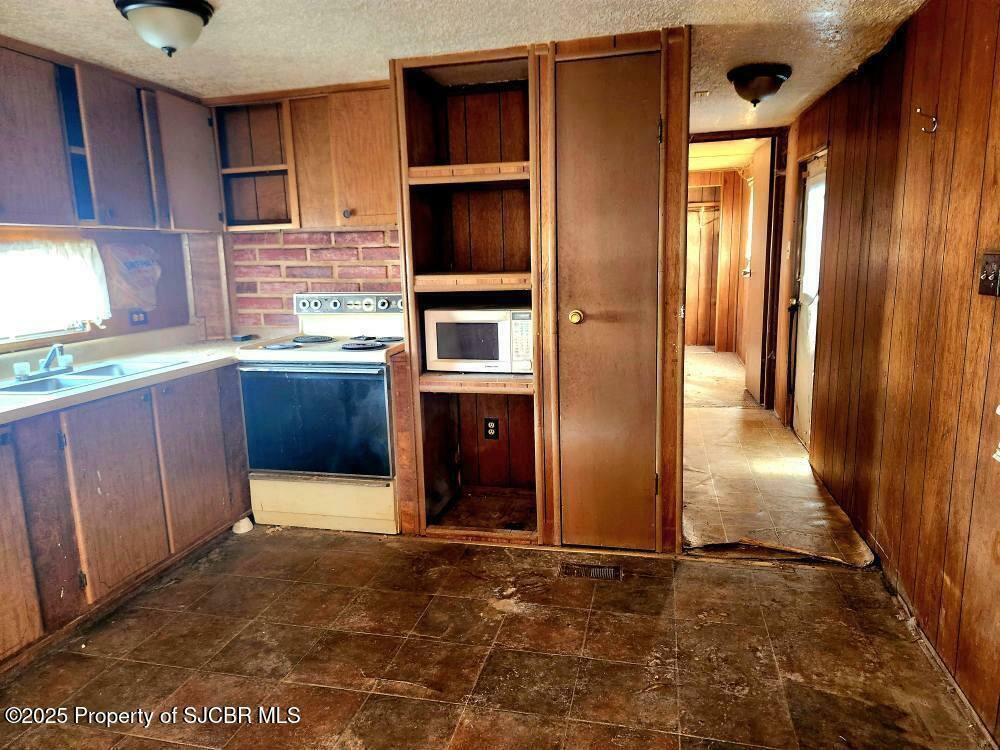 Property Photo: 5 Road 3188 NM 87410