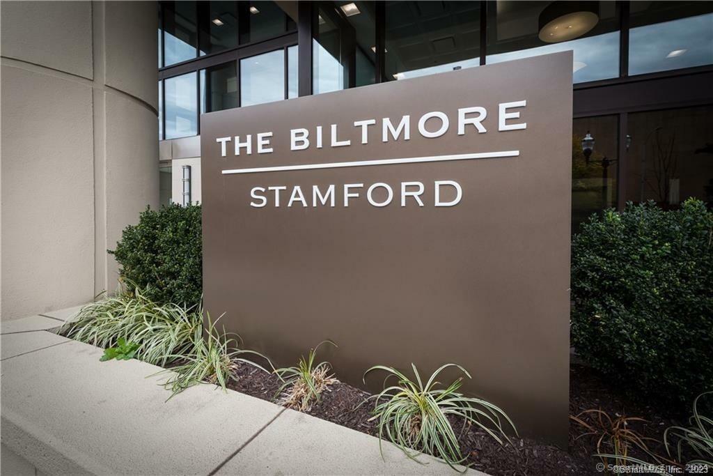 127 Greyrock Place Apt Pl4  Stamford CT 06901 photo