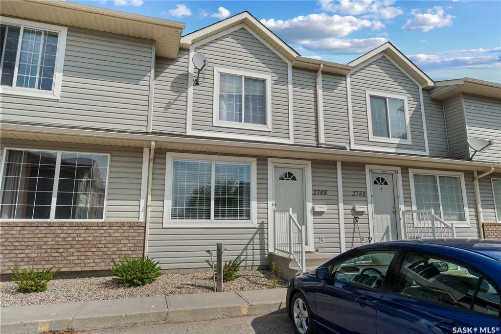 2748 Cranbourn Crescent  Regina SK S4V 3C1 photo