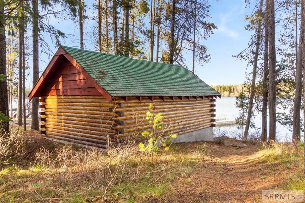 Property Photo: 3648 Bills Loop South Road ID 83429