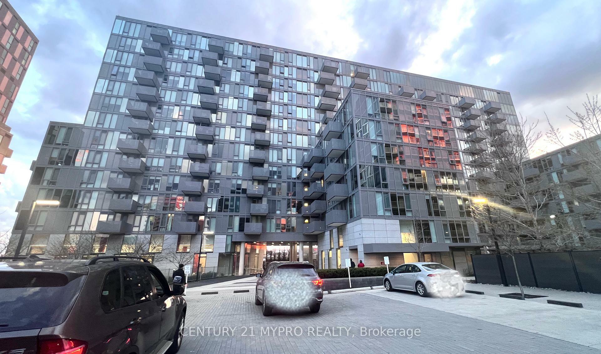 Property Photo: 38 Monte Kwinter Court 1409 ON M3H 0E2