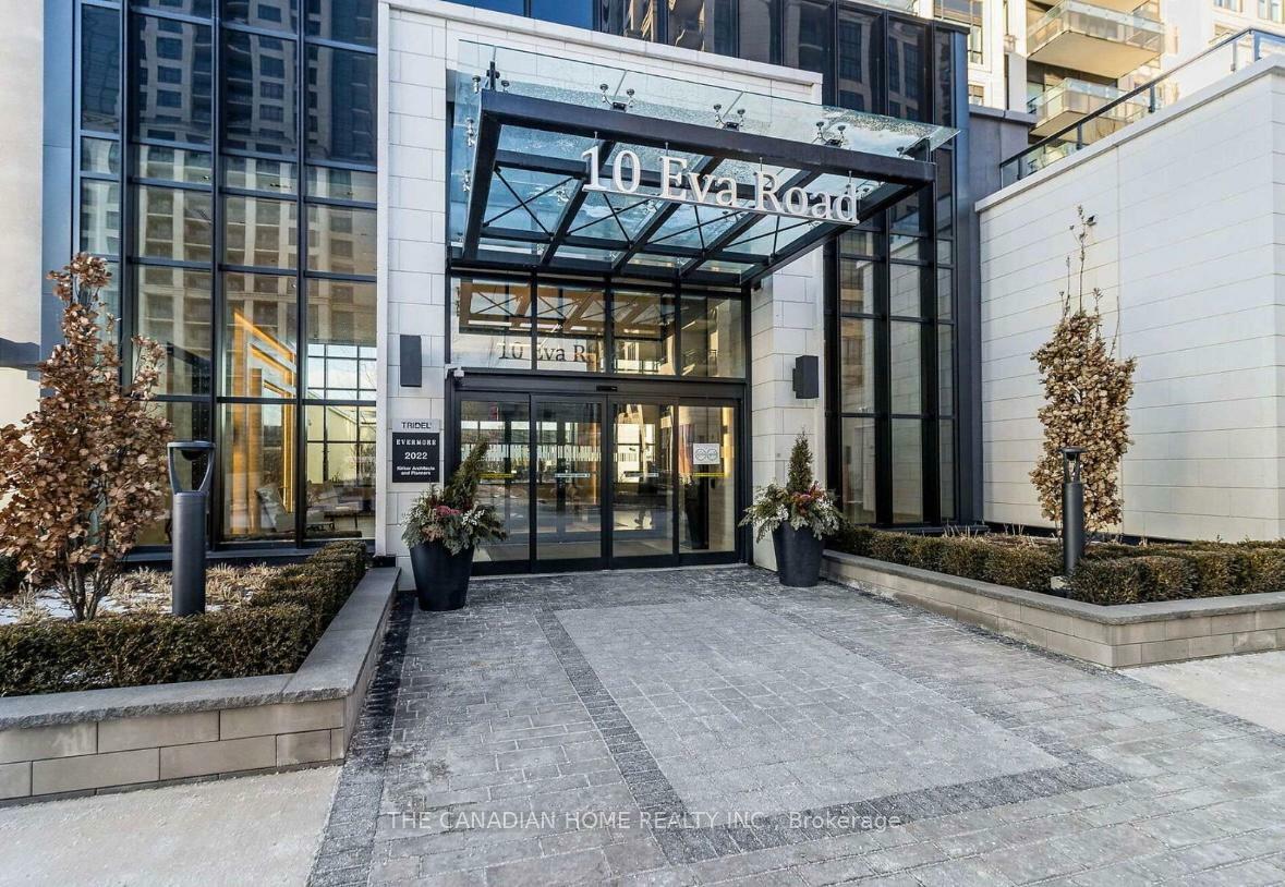 Photo de la propriété: 10 Eva Road 2401 ON M9C 0B3