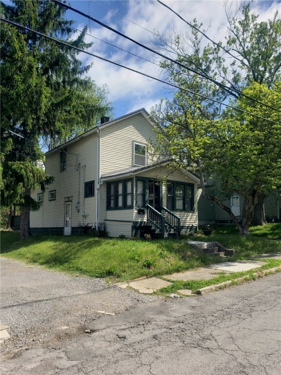 Property Photo: 501 Hull St PA 16146