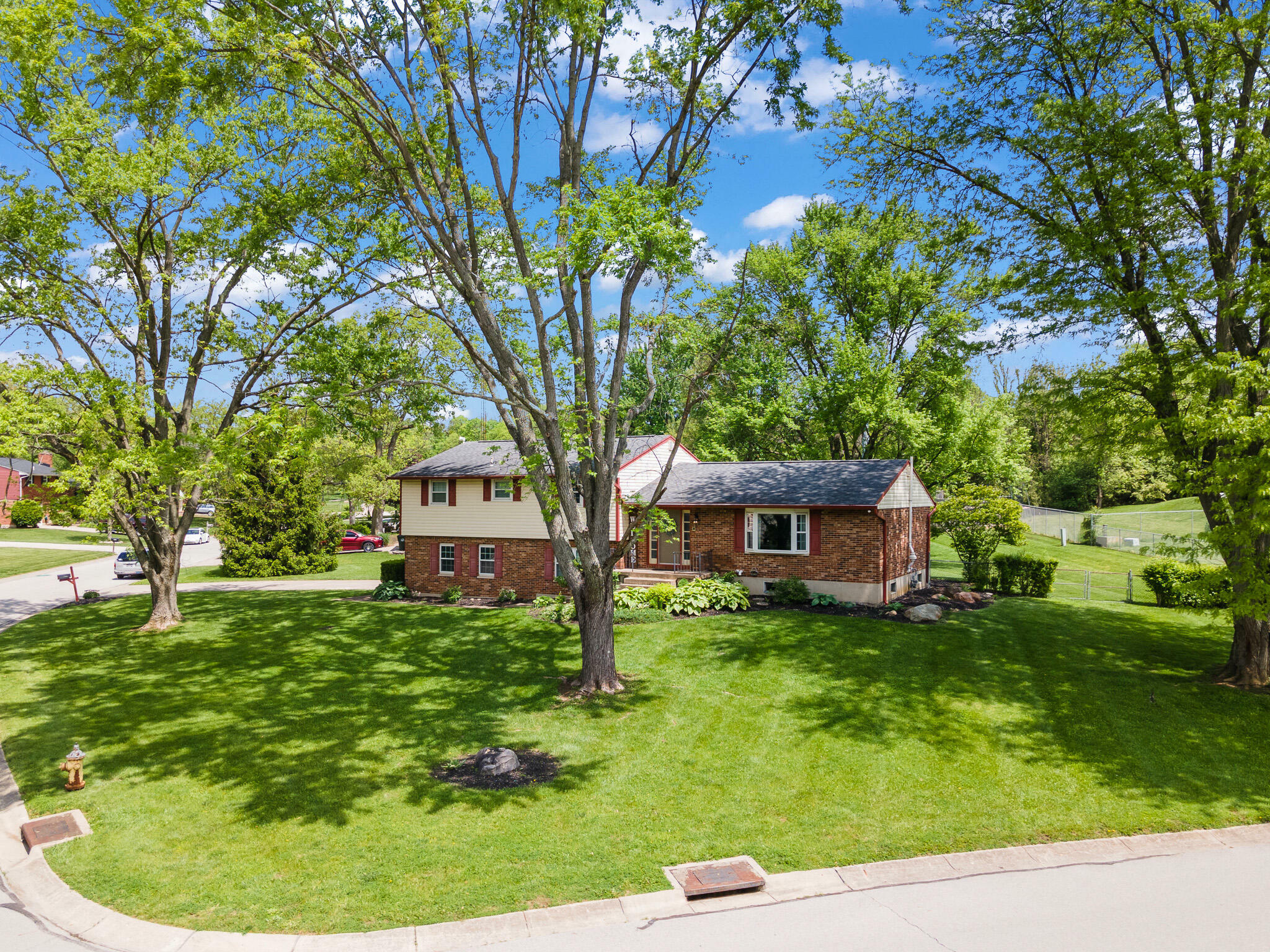 Property Photo: 4211 Willow Creek Drive OH 45415