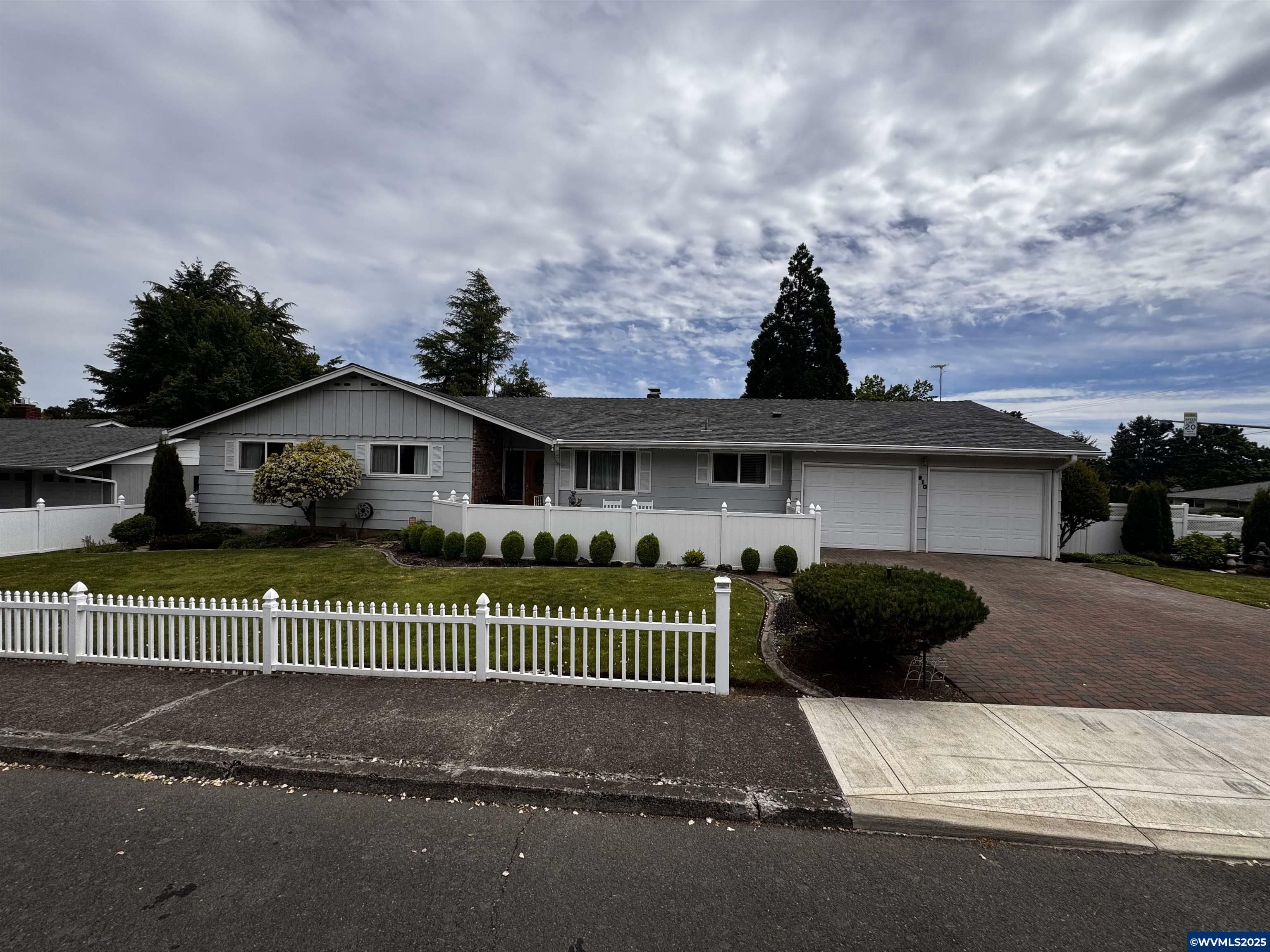 Property Photo: 810 22nd Av NW OR 97304