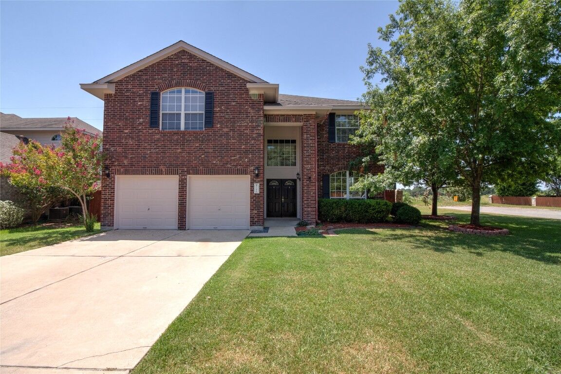 Property Photo: 700 Belmont Drive TX 78626