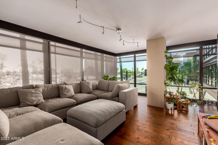 Property Photo:  4808 N 24th Street 204  AZ 85016 