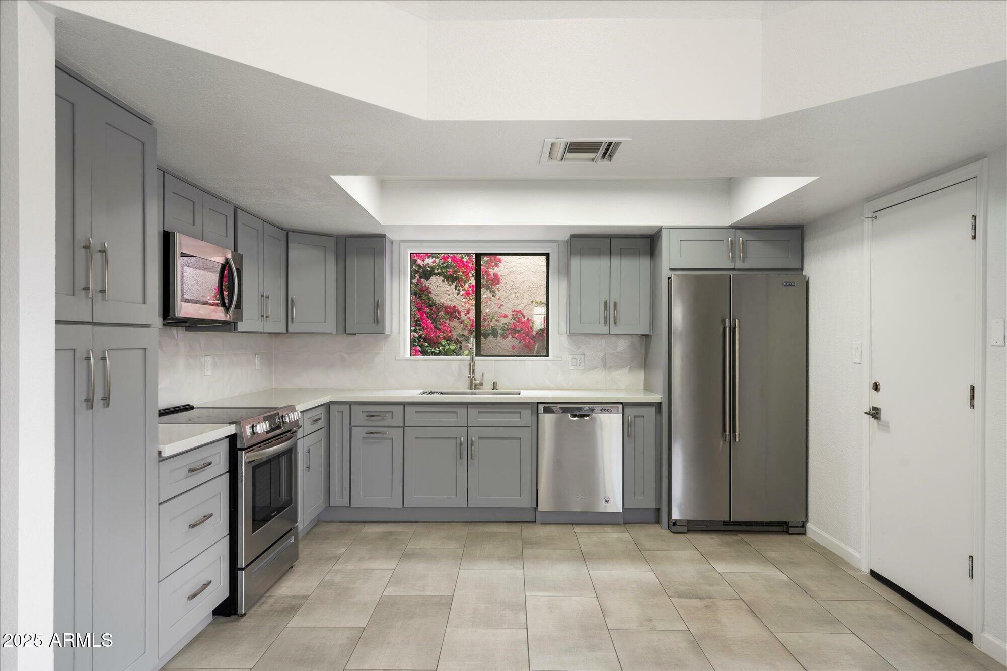 Property Photo: 7245 E Buena Terra Way AZ 85250