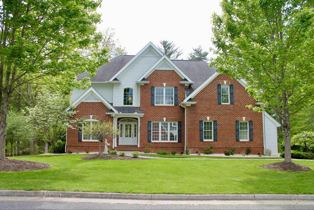 560 Old White Dr.  Lewisburg WV 24901 photo