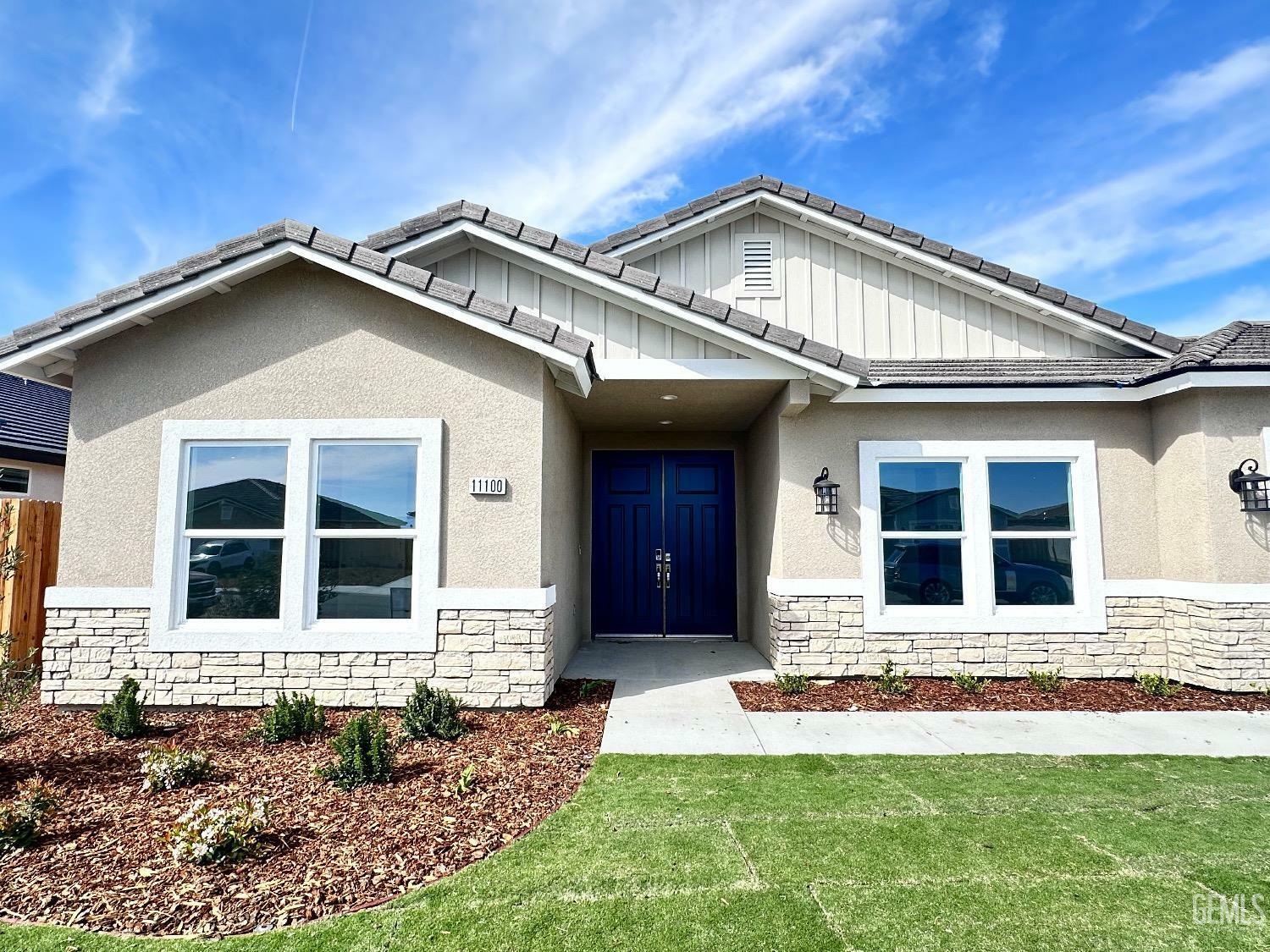 Property Photo: 11100 Irontooth Avenue CA 93311
