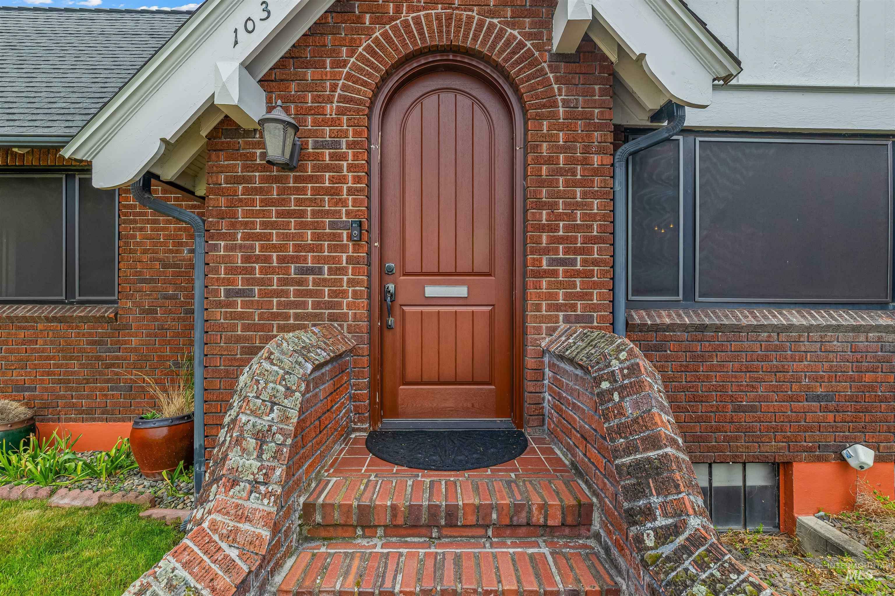 Property Photo: 103 Prospect Ave ID 83501