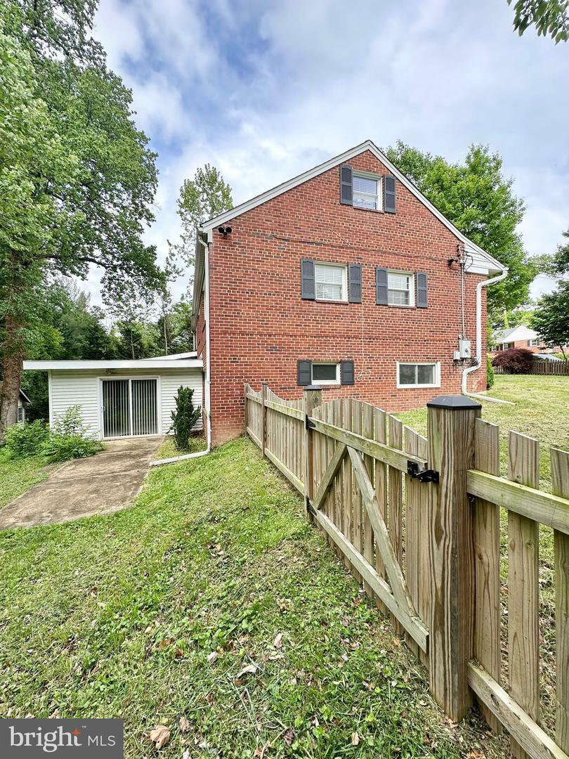 Property Photo: 3066 Valley Lane VA 22044