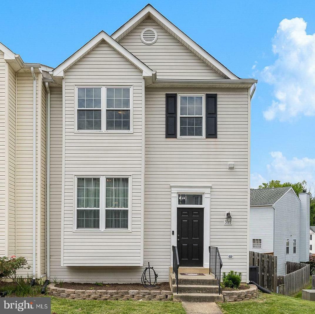 Property Photo: 300 Wimbeldon Court 218 VA 22556