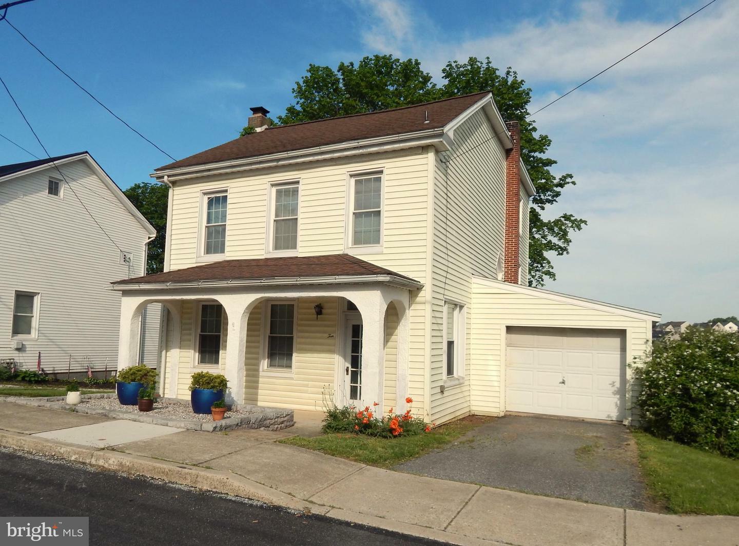Property Photo: 10 N Main St. PA 17342