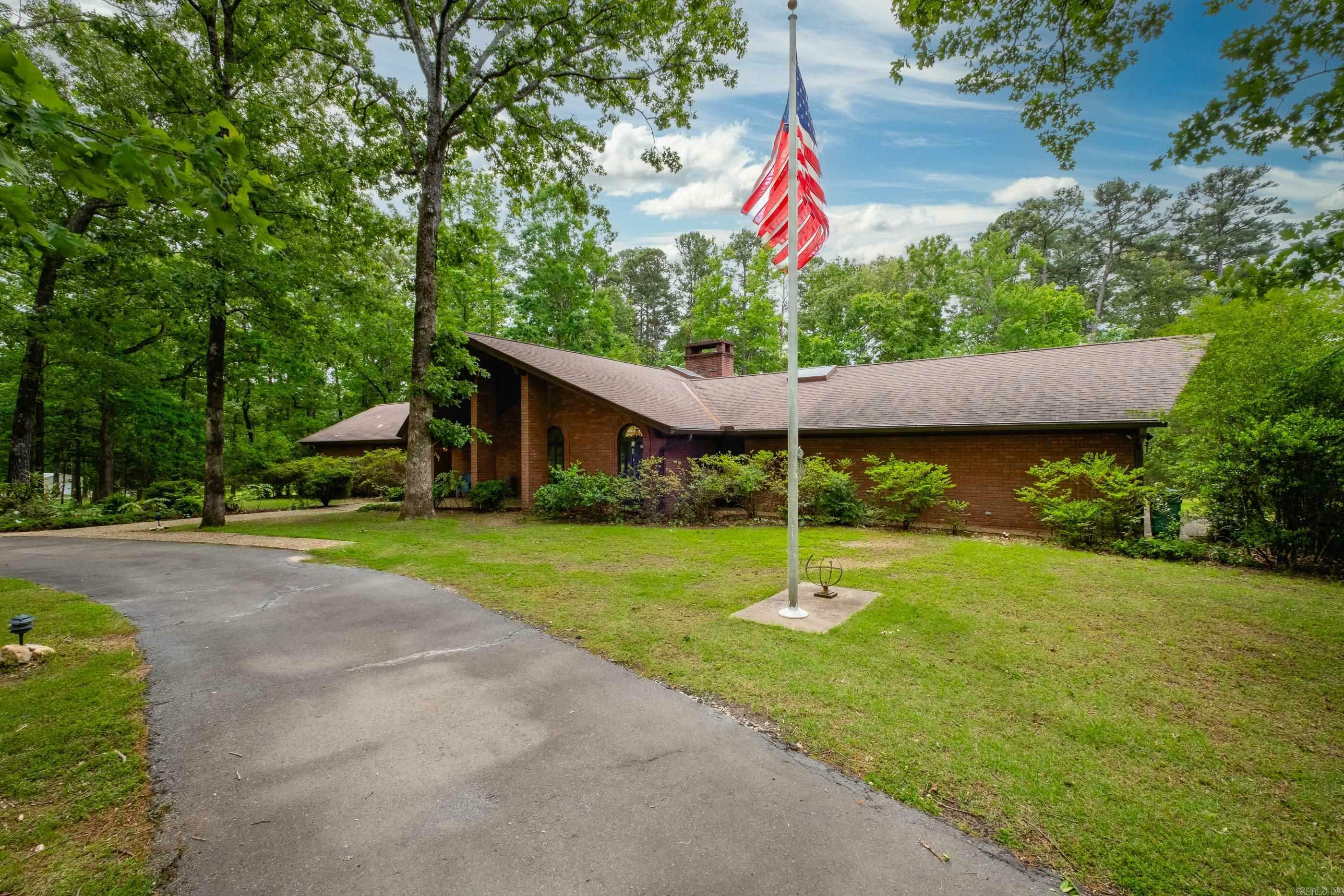 Property Photo: 9310 Lynnfield Lane AR 72019