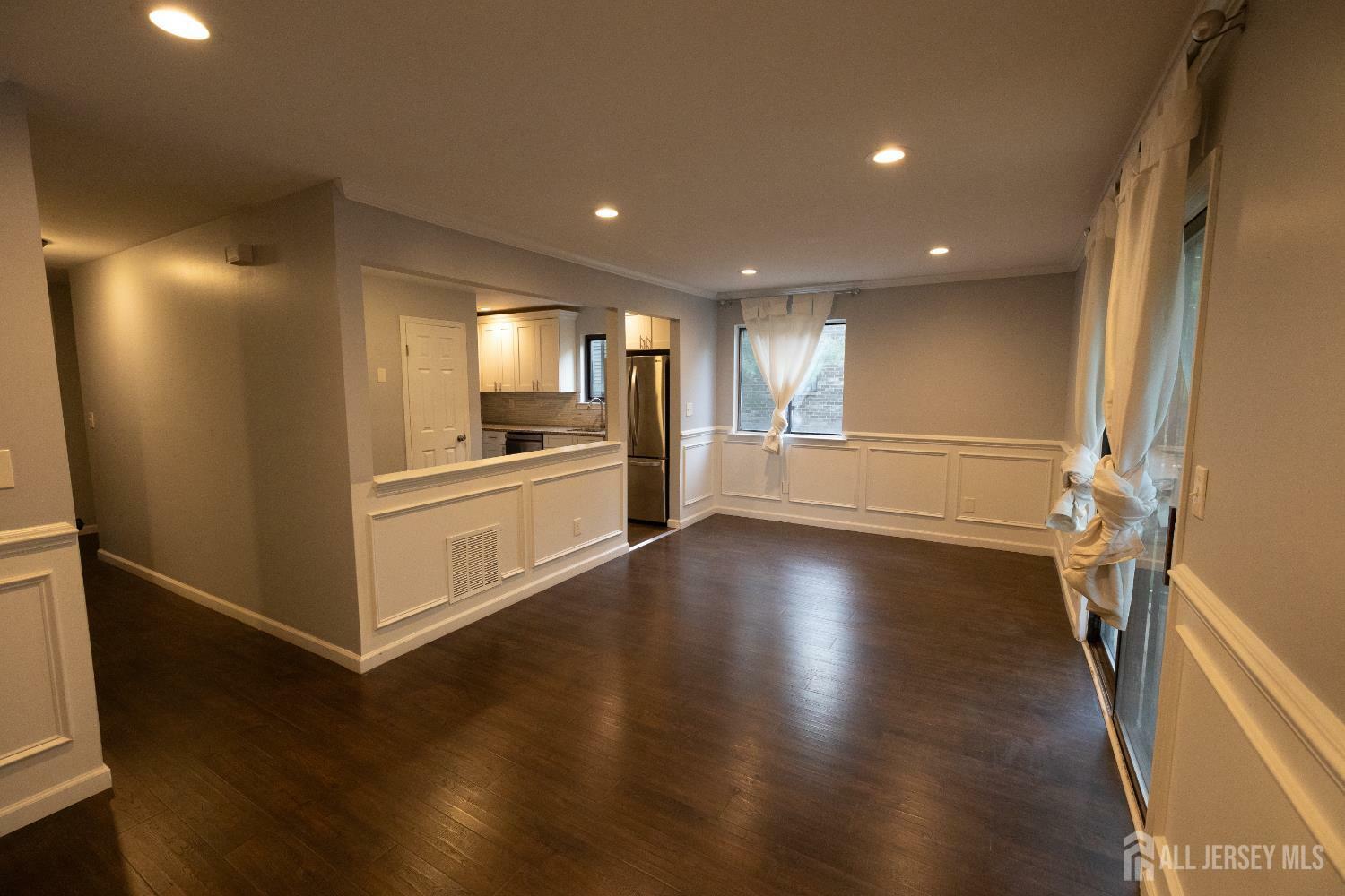 4319 Birchwood Court  North Brunswick NJ 08902 photo