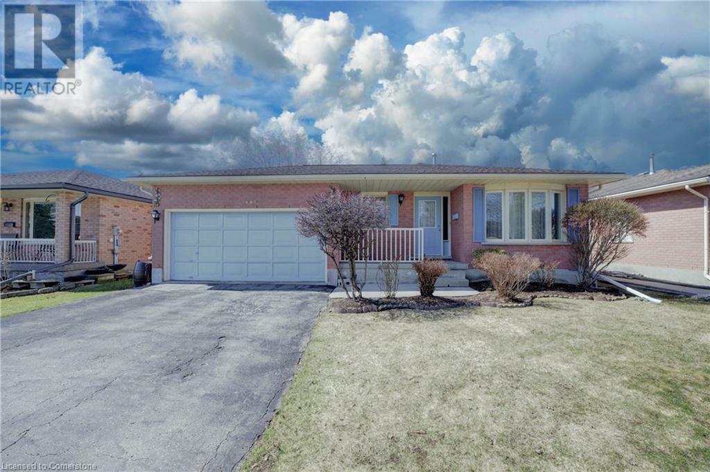 Property Photo: 489 Northlake Drive ON N2V 1V5