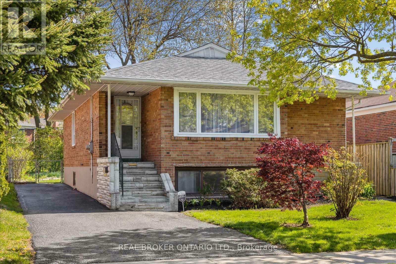 Property Photo: 237 Chine Drive ON M1M 2L6