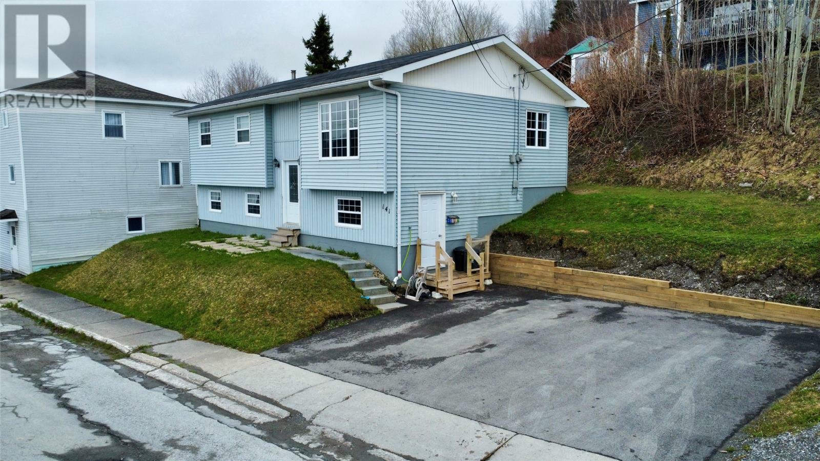 141 Broad Way  Corner Brook NL A2H 4E6 photo