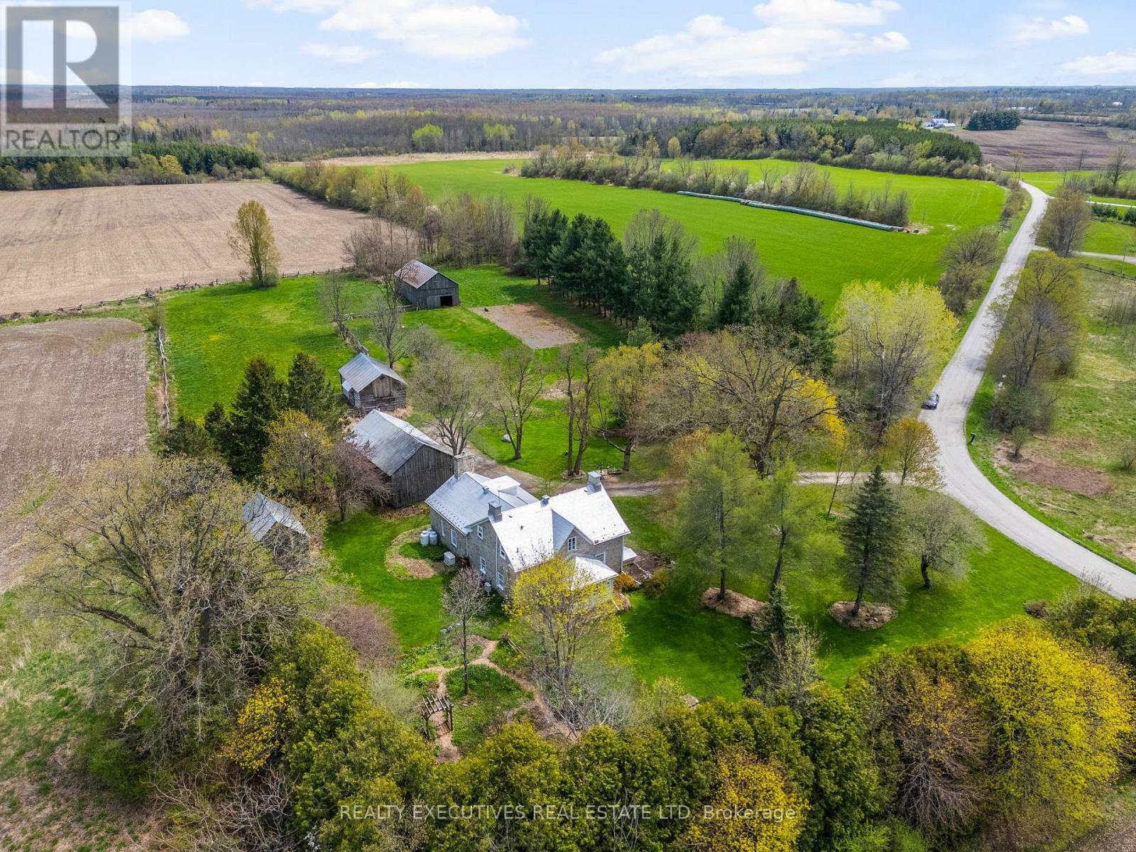 Property Photo: 1330 Northwest Barries Side Road North ON K7H 0M2