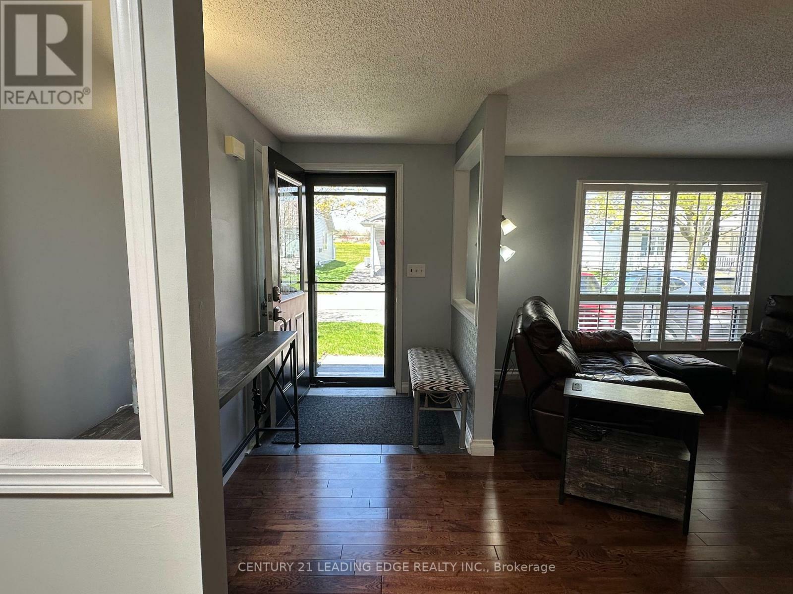 Property Photo: 93 Wilmot Trail ON L1B 1A7