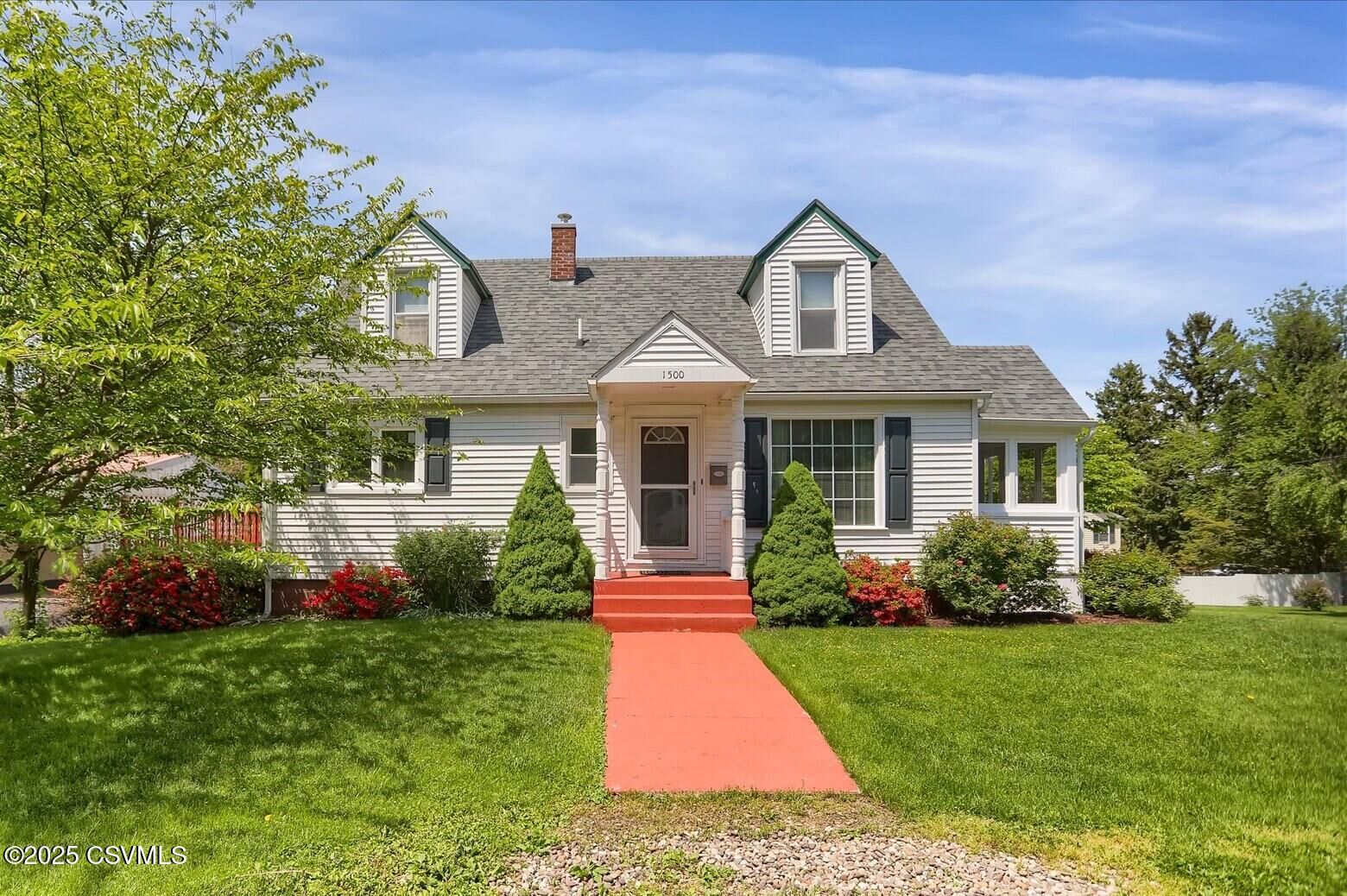 Property Photo:  1500 Washington Avenue  PA 17837 