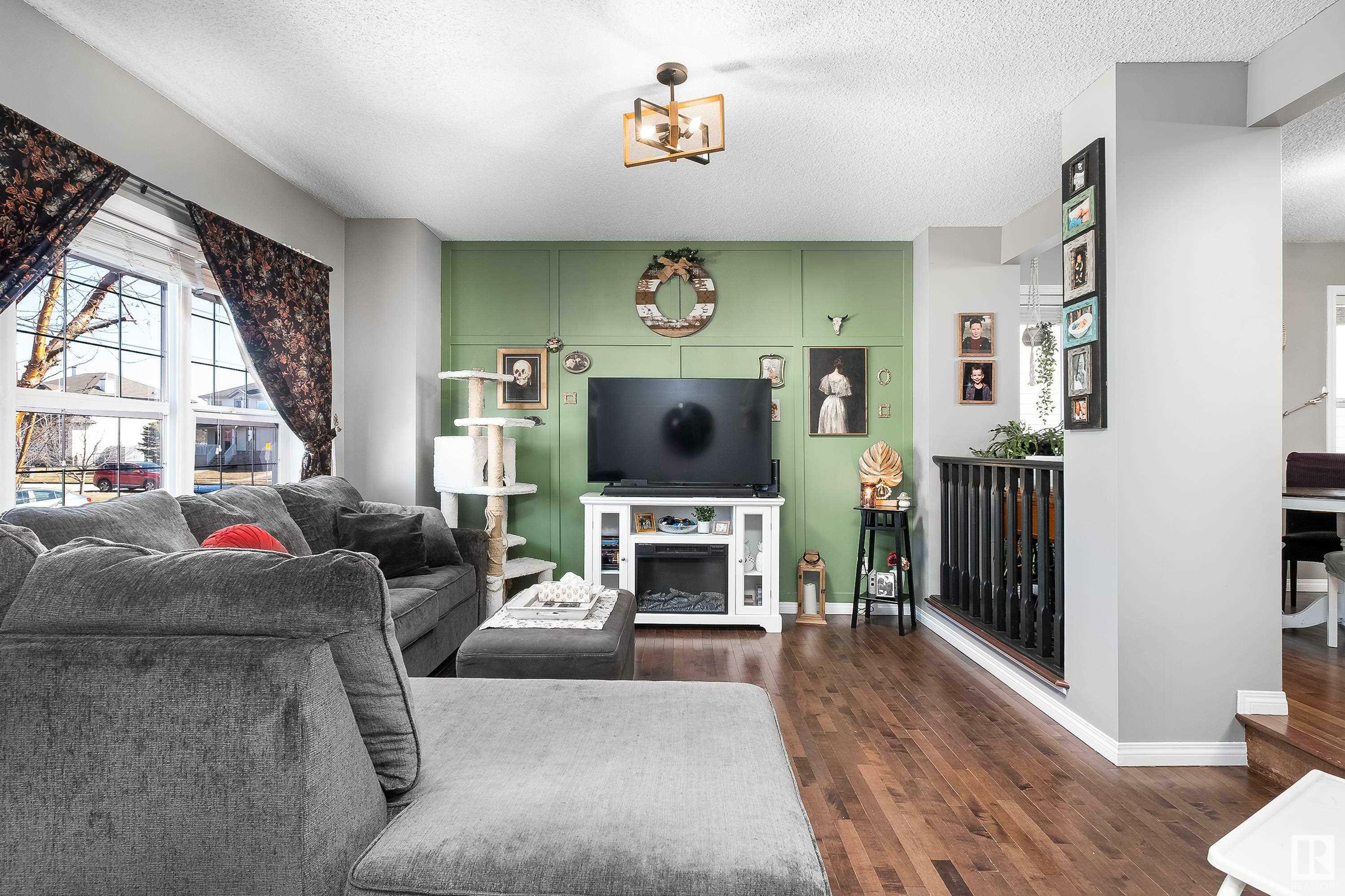 Property Photo: 253 Southwick Way AB T9E 0G1