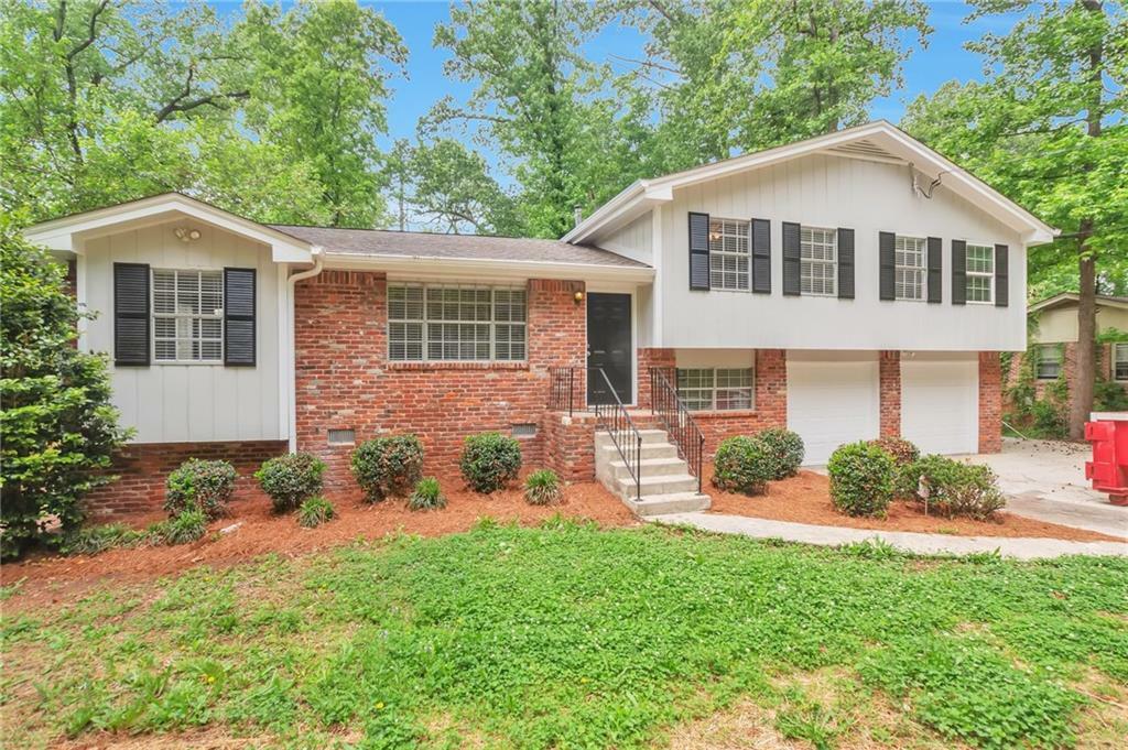 Property Photo: 5911 Christopher Lane GA 30058