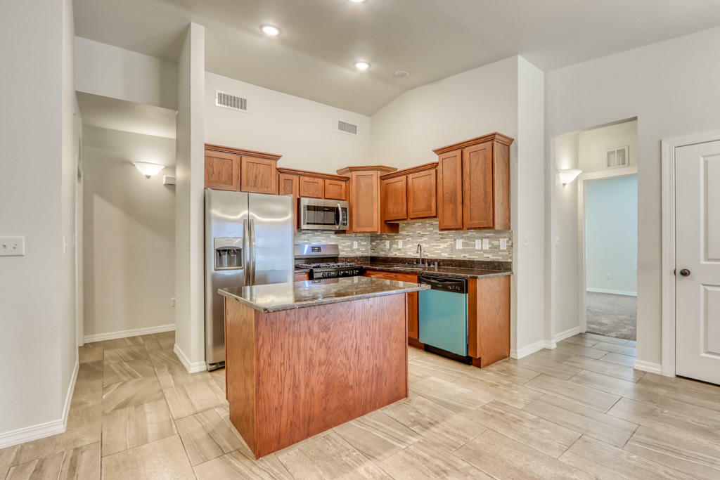 Property Photo: 14334 Loma Esmeralda TX 79938