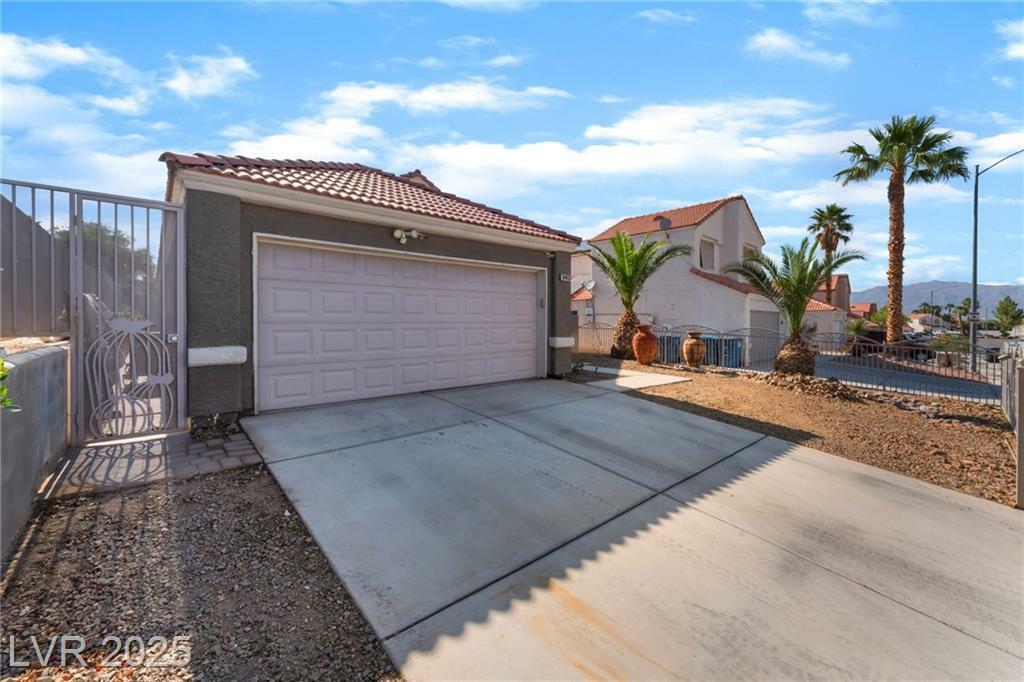 Property Photo: 3443 Citruscedar Way NV 89032