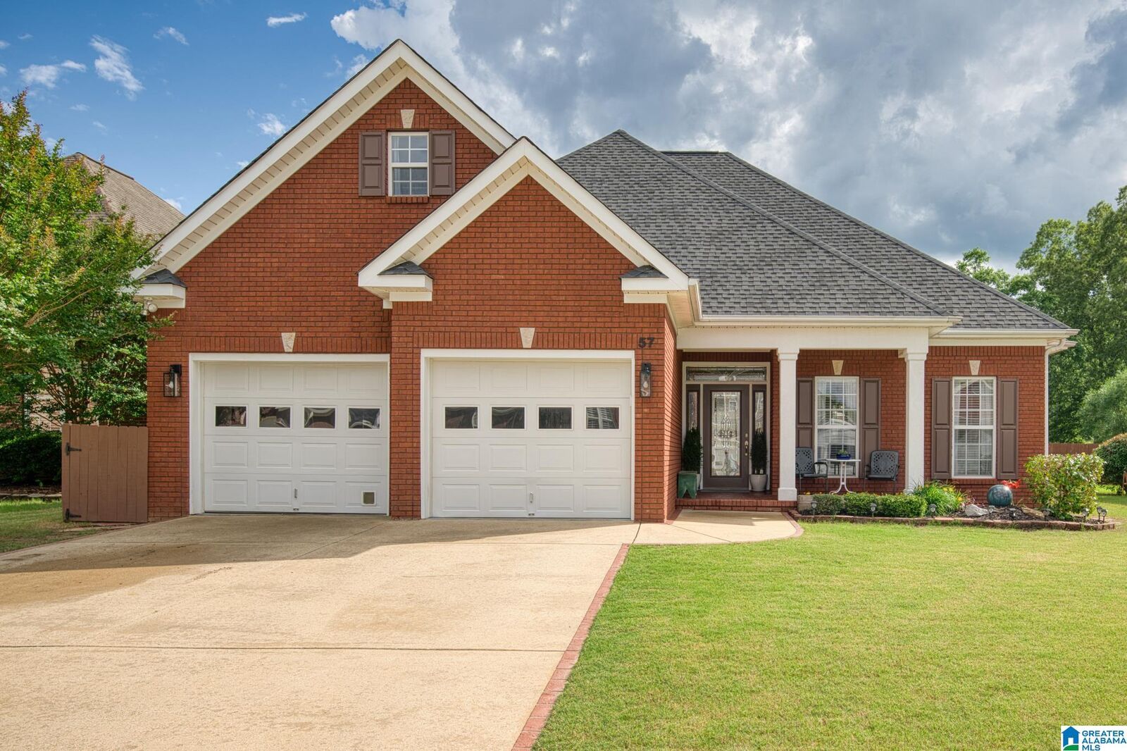 Property Photo:  57 Victoria Place  AL 36203 