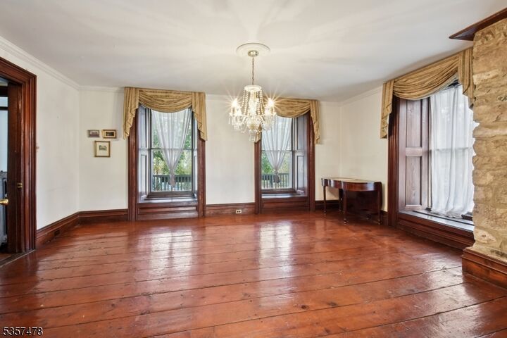 Property Photo:  19 E Mill Rd  NJ 07853 