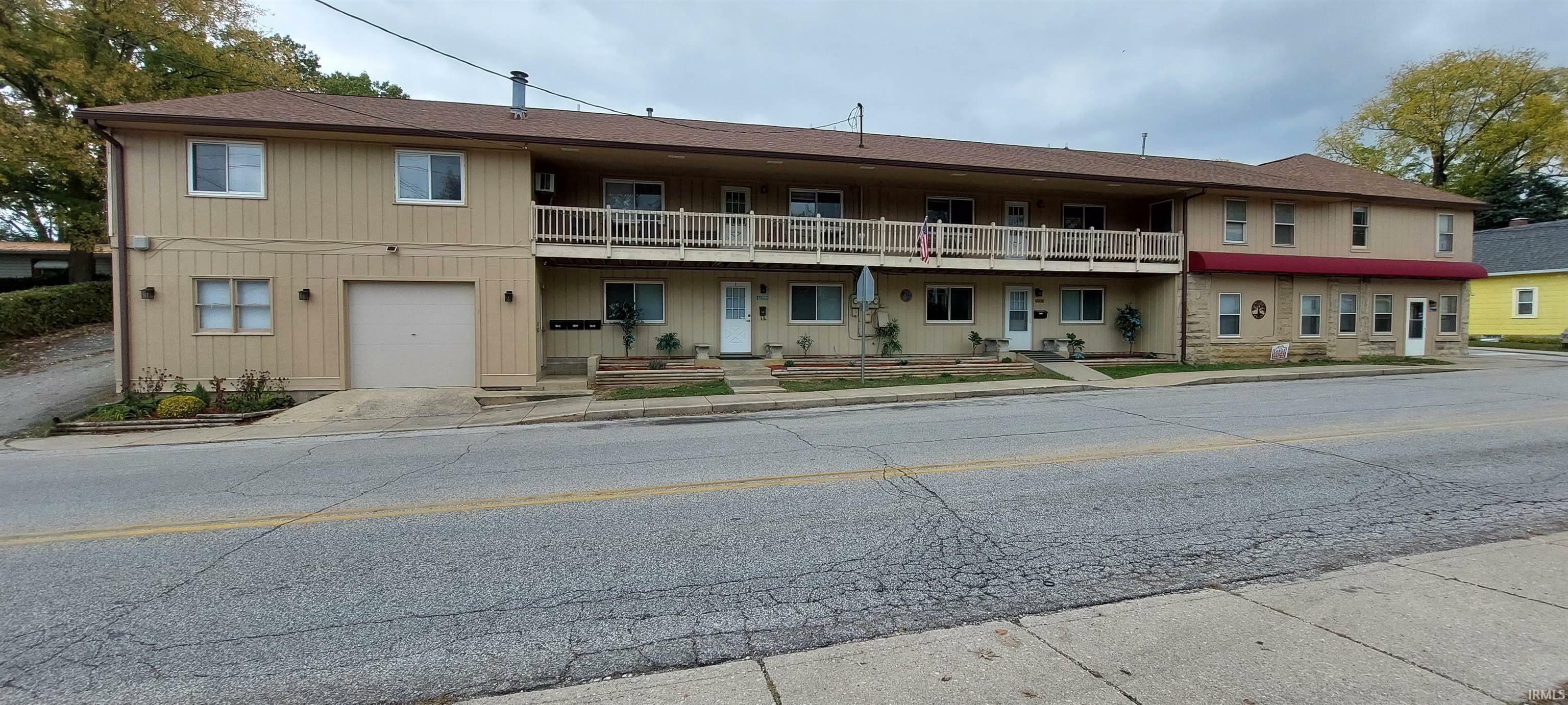 Property Photo: 800 W 11th Street IN 47404