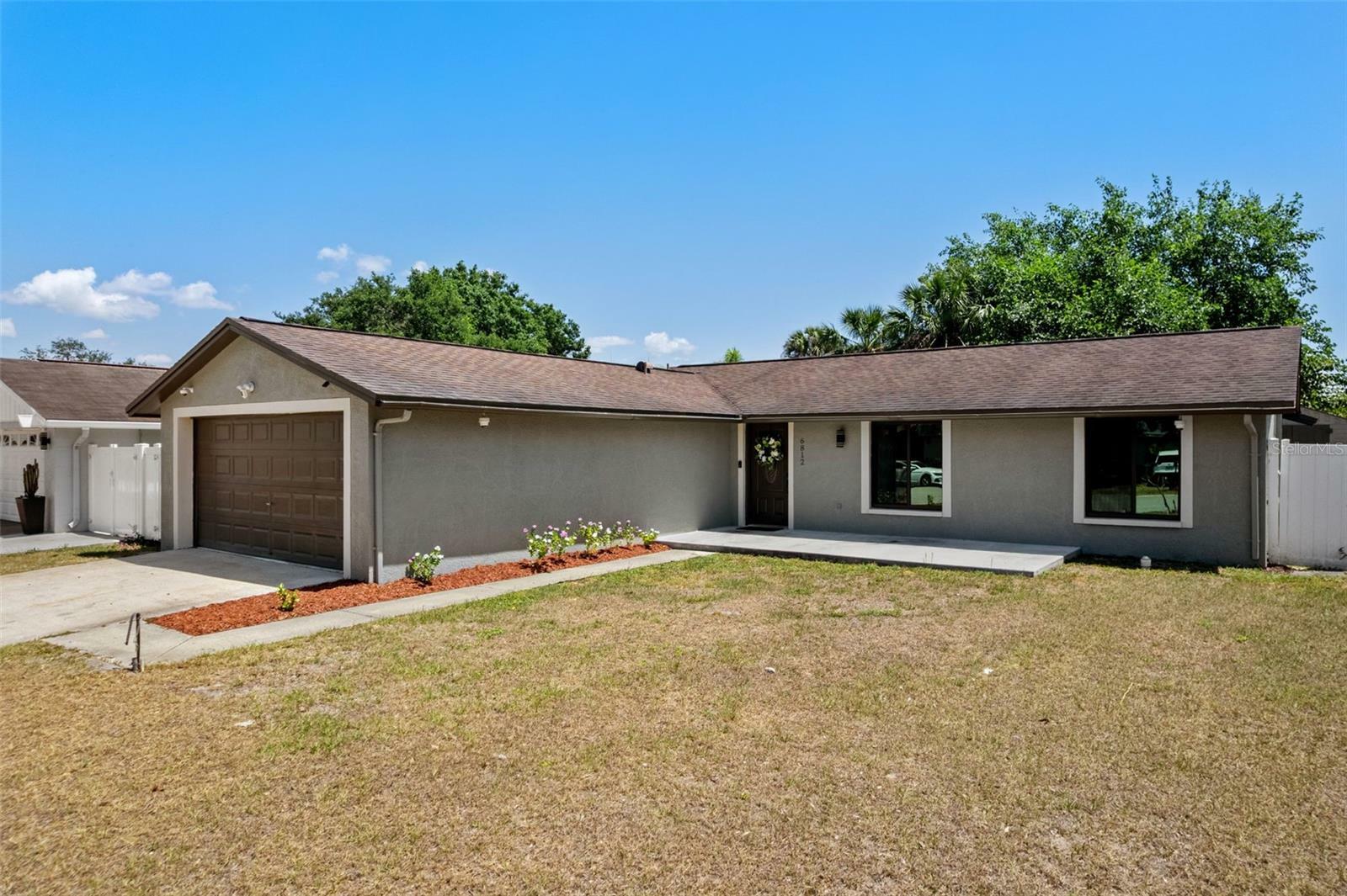 Property Photo: 6812 Fountain Avenue FL 33634