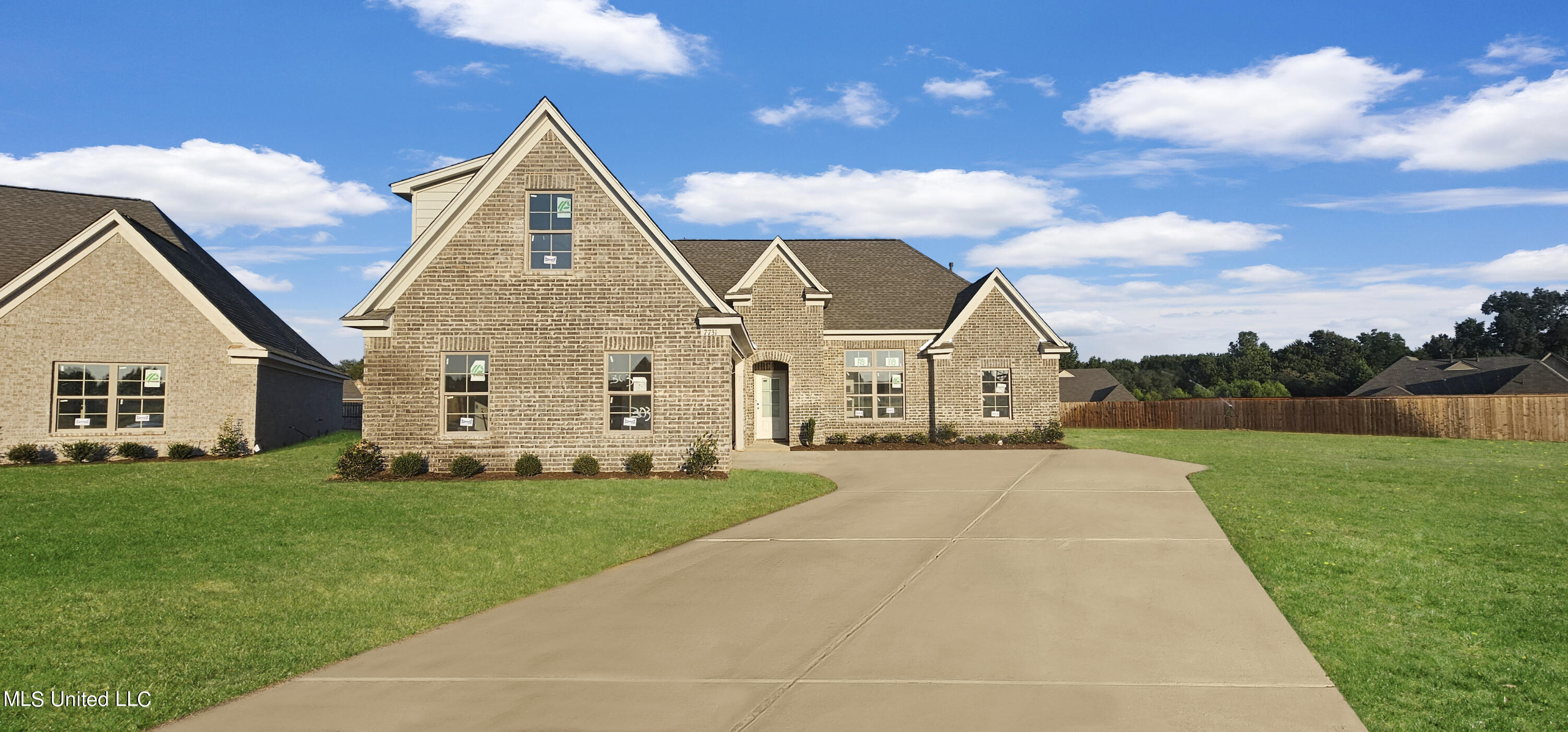 Property Photo:  7731 Carmel Cove  MS 38680 
