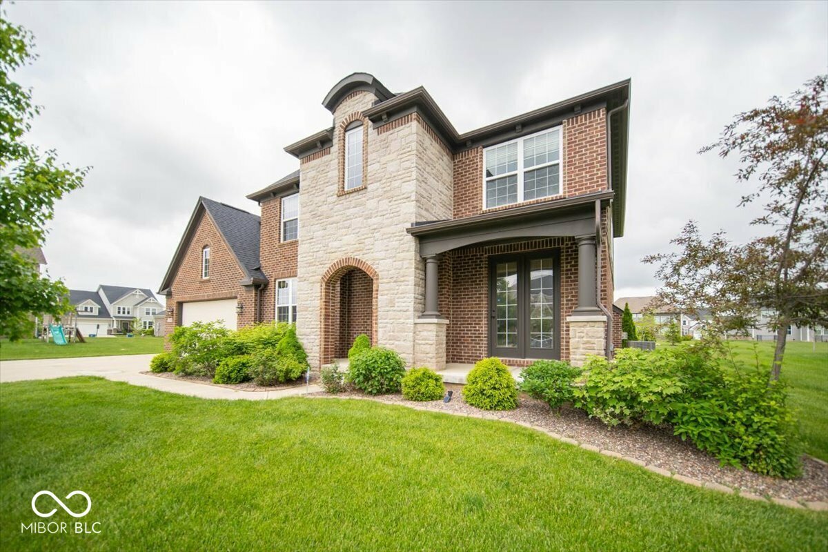 Property Photo: 9949 Stable Stone Terrace IN 46040
