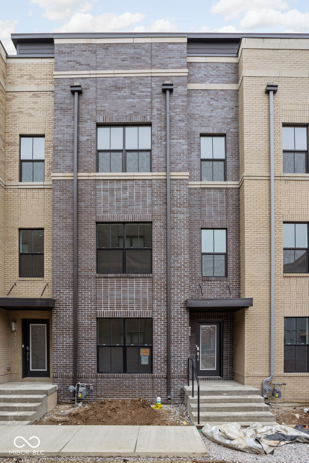 Property Photo: 1216 N Alabama Street IN 46202